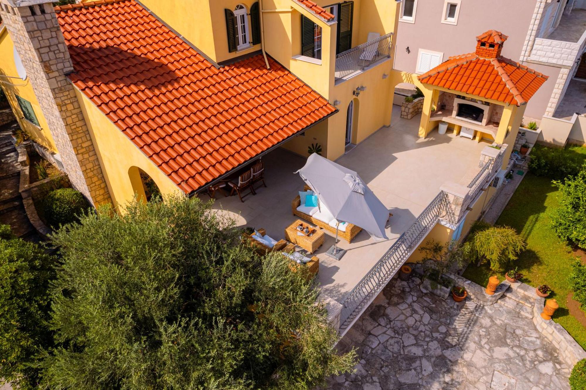 House 4 You Lumbarda Exteriér fotografie
